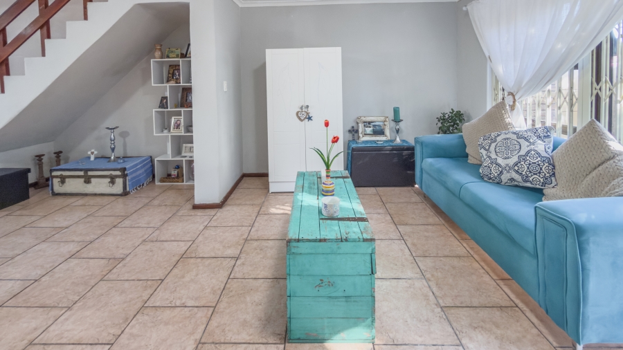 3 Bedroom Property for Sale in Table View Western Cape